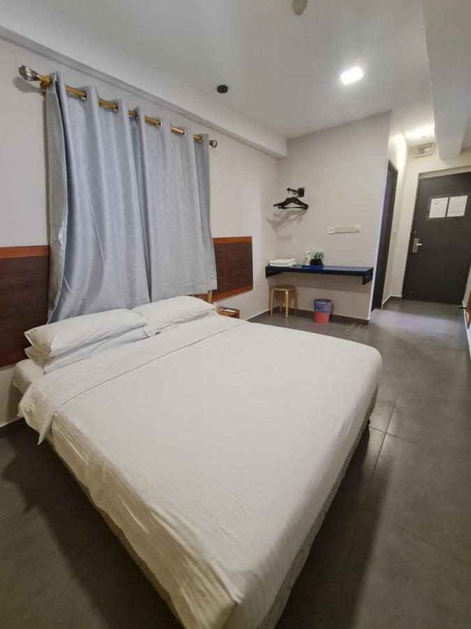 Hotel Bestari Kuala Lipis Exterior photo
